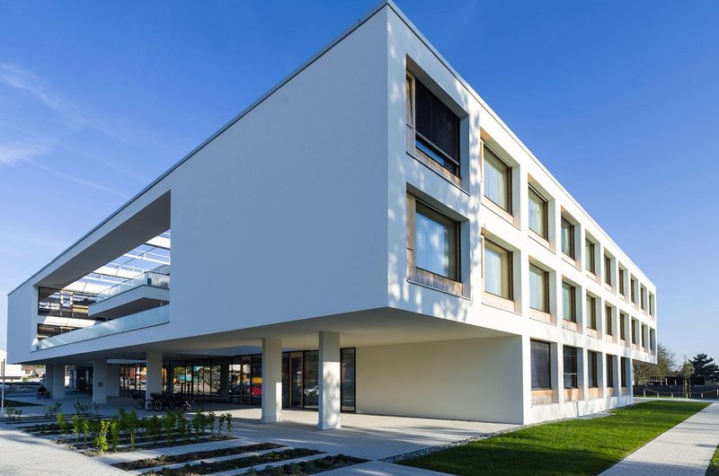 Pflegeheim Altenwohnheim Höchst – Außenansicht
