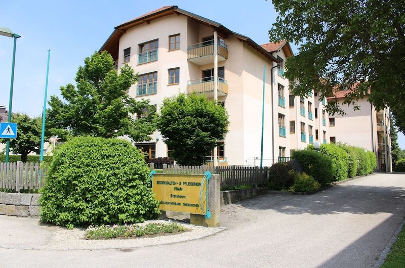 Bezirksalten-und Pflegeheim “Stefaneum”
