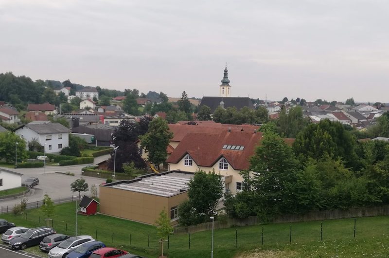 Pflegeheim Bezirksaltenheim Peuerbach – Außenansicht