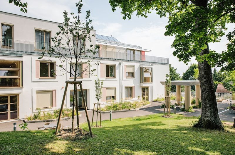 Pflegeheim Haus der Barmherzigkeit, Am Maurer Berg – St. Josef – Außenansicht