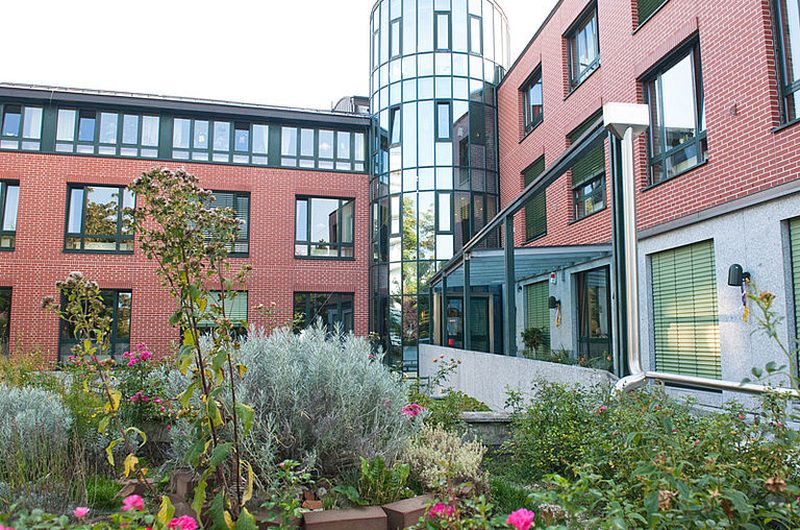 Pflegeheim Haus St. Barbara,  Pflegewohnhaus, Caritas der Erzdiözese Wien – Außenansicht