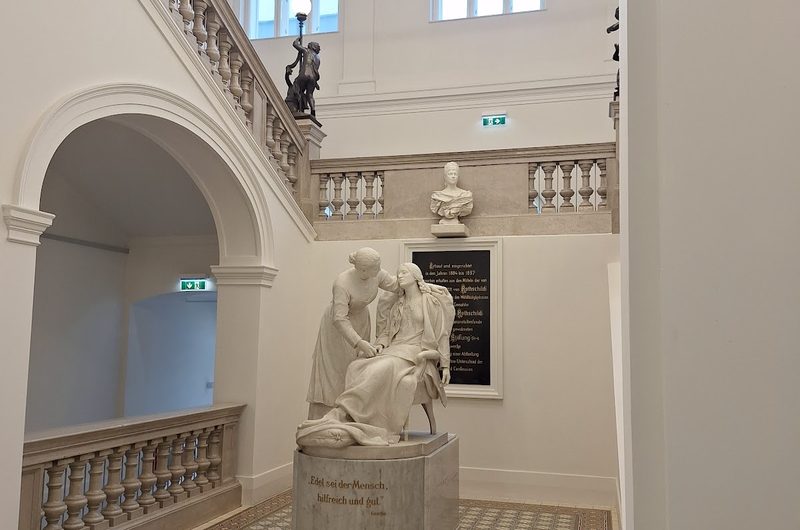 Pflegeheim Haus St. Lukas,  Pflegewohnhaus, Caritas der Erzdiözese Wien – Außenansicht