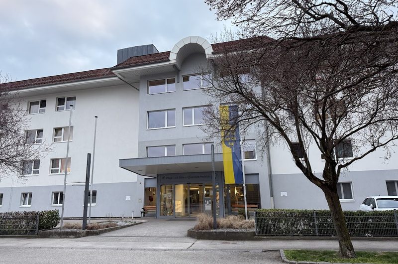 Pflegeheim NÖ Landes-Seniorenwohnheim Amstetten – Außenansicht