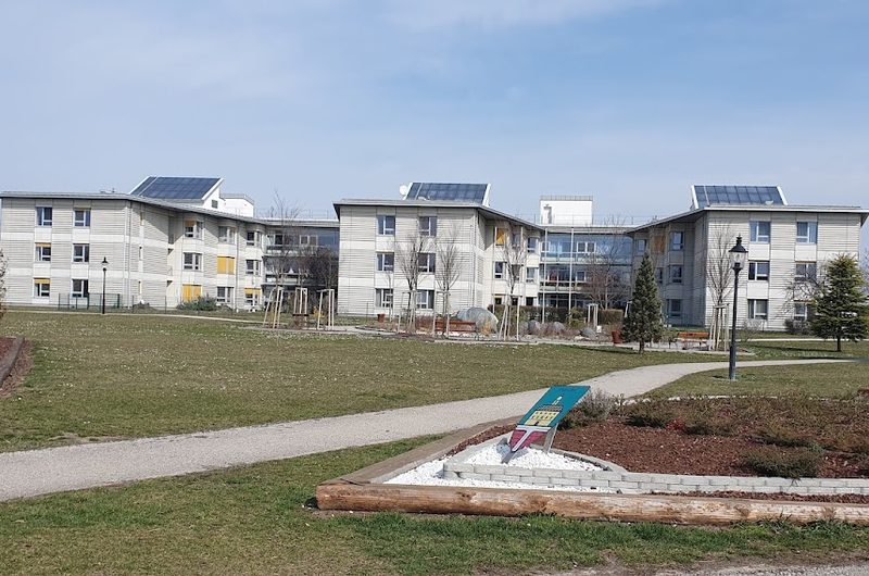 Pflegeheim NÖ Pflege- und Betreuungszentrum  Vösendorf – Außenansicht
