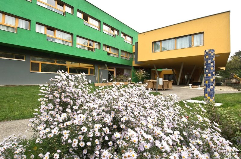 Pflegeheim SeneCura Sozialzentrum Purkersdorf – Außenansicht